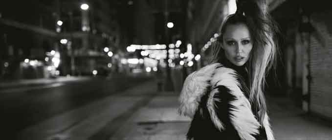 Miley Cyrus: Something Beautiful